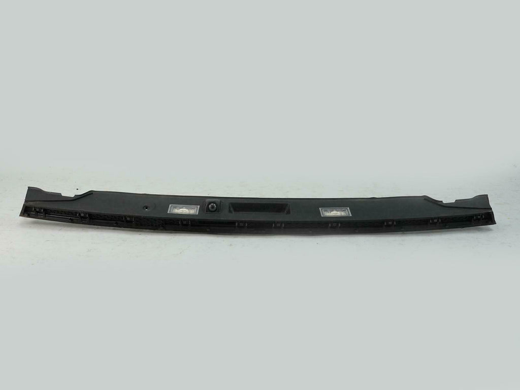  2009 - 2015 BMW 7 SERIES F01 TRUNK STRIKER TRIM PANEL REAR 911334015 UNIT OEM, used