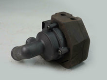 Load image into Gallery viewer, 2009 - 2012 BMW 7 SERIES F01 F02 4.4L N62 ENGINE WATER PUMP UNIT 32633601 OEM, used