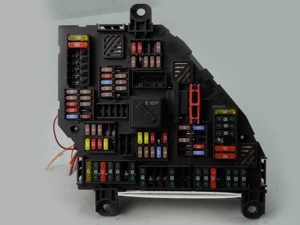  2009 - 2015 BMW 7 SERIES F01 F02 FUSE RELAY JUNCTION BOX BLOCK 925281201, used