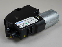 Load image into Gallery viewer, 2003 - 2010 BMW 6 SERIES E63 SUNROOF TOP REGULATOR MOTOR ASSEMBLY FR01600350A, buy