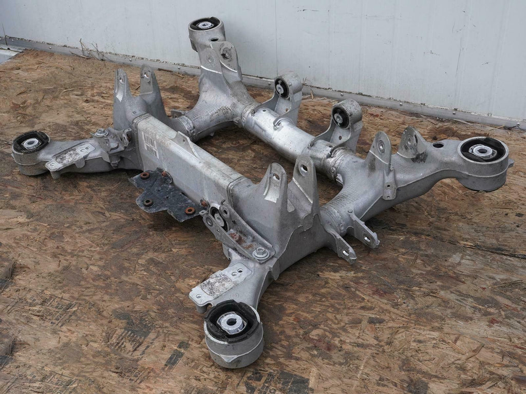  2009 - 2012 BMW 7 SERIES F01 UNDERCARRIAGE CROSSMEMBER SUBFRAME SUSPENSION REAR, used