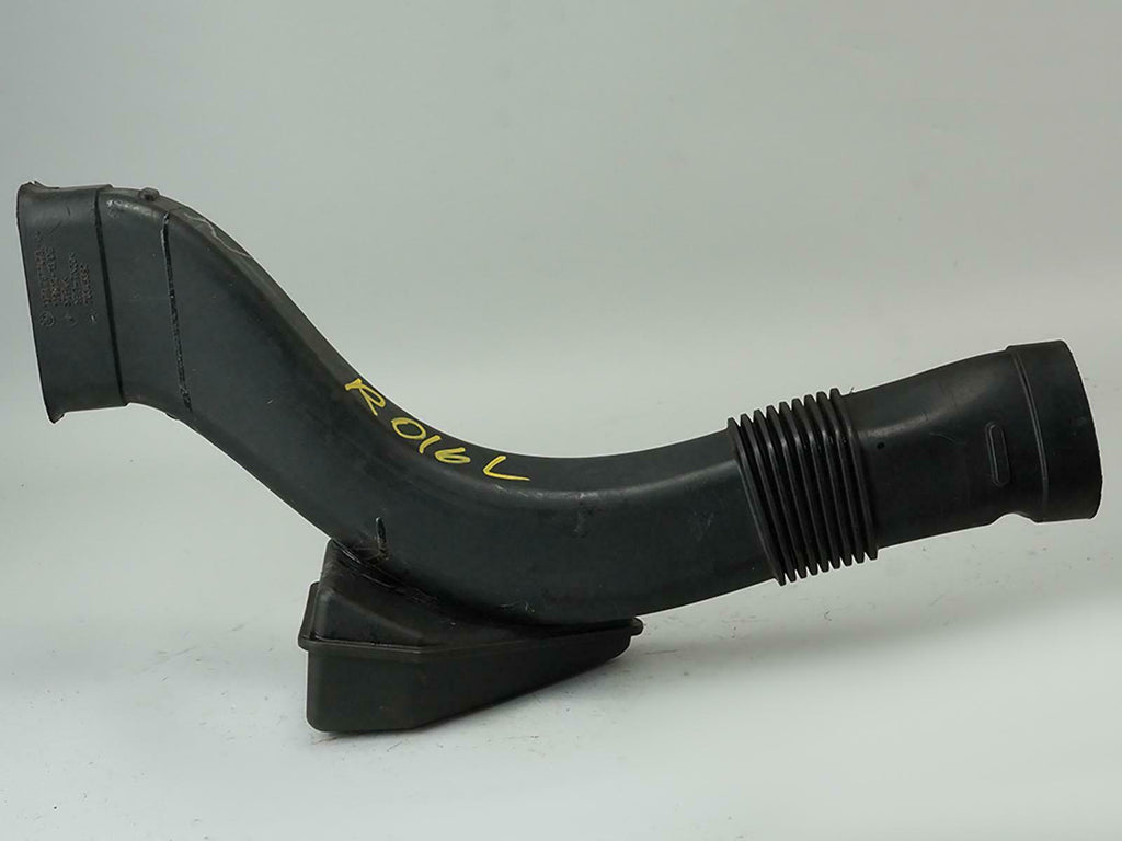  2010 - 2012 BMW 5 SERIES F10 550I 4.4 AIR INTAKE CLEANER LOWER 13717577473 LH, in stock