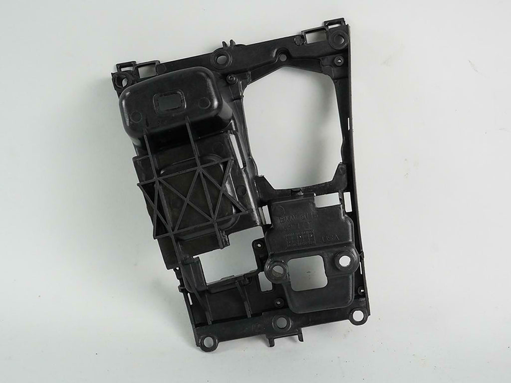  2007 - 2013 BMW X5 E70 AUTOMATIC SHIFTER SHIFT FRAME TRIM BRACKET 51166971727, in stock