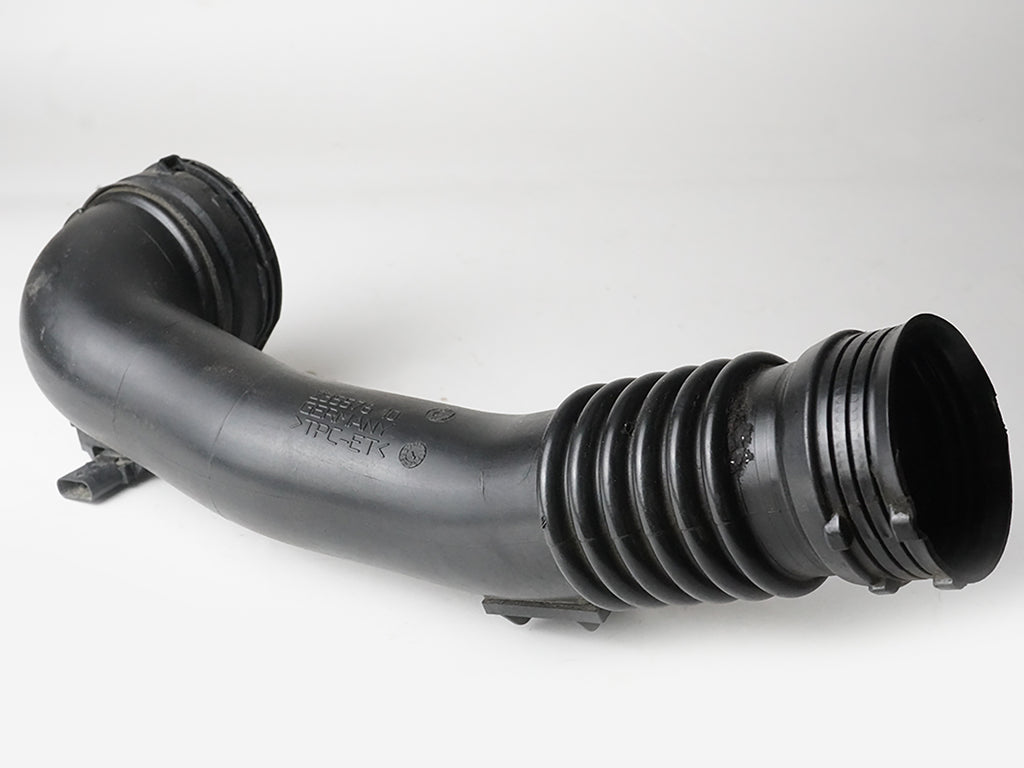  2011 - 2013 BMW 5 SERIES F10 TURBO INTERCOOLER INTAKE HOSE PIPE TUBE 7609811 OEM, in stock