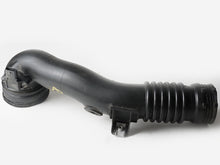 Load image into Gallery viewer, 2011 - 2013 BMW 5 SERIES F10 TURBO INTERCOOLER INTAKE HOSE PIPE TUBE 7609811 OEM, buy