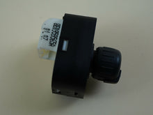 Load image into Gallery viewer, 2005 - 2011 AUDI A6 C6 POWER DOOR MIRROR SWITCH CONTROL KNOB 8E0959565A OEM, buy