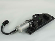 Load image into Gallery viewer, 2006 - 2008 BMW 7 SERIES E65 TRUNK LID POWER LOCK MOTOR ACTUATOR REAR UNIT OEM, buy