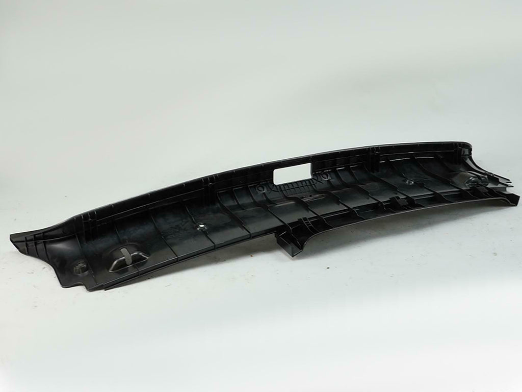  2002 - 2008 BMW 7 SERIES E65 E66 TRUNK TRIM LID COVER PANEL REAR 7018915 OEM, used