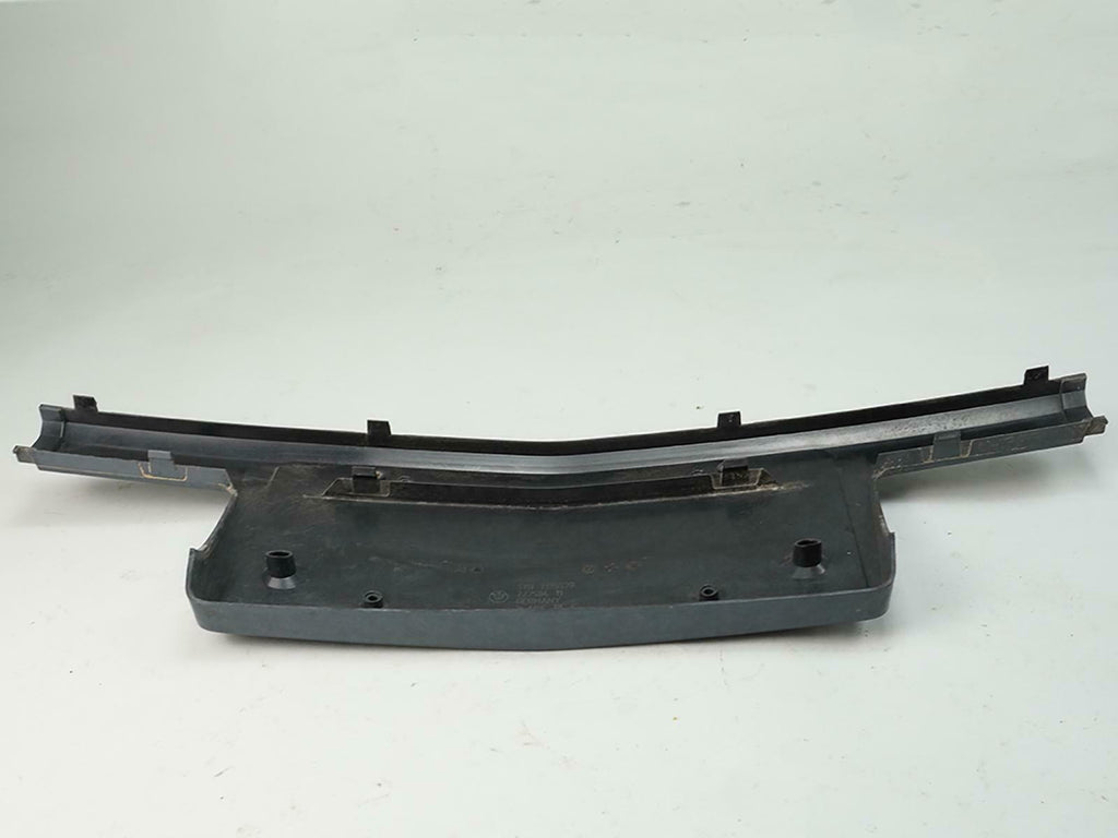  2006 - 2008 BMW 7 SERIES E65 BUMPER LICENSE HOLDER GUARD PLATE FRONT 51117135579, price